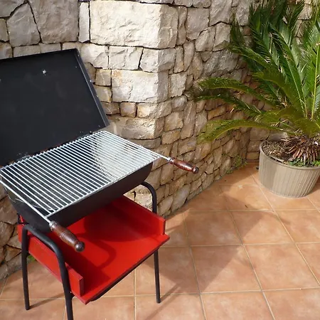 Komaic Apartman Molunat