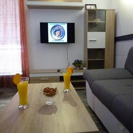Komaic Apartment