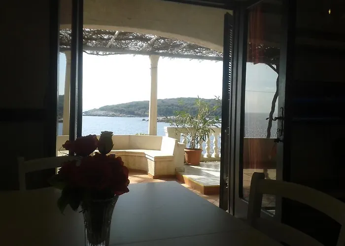 Komaic Διαμέρισμα